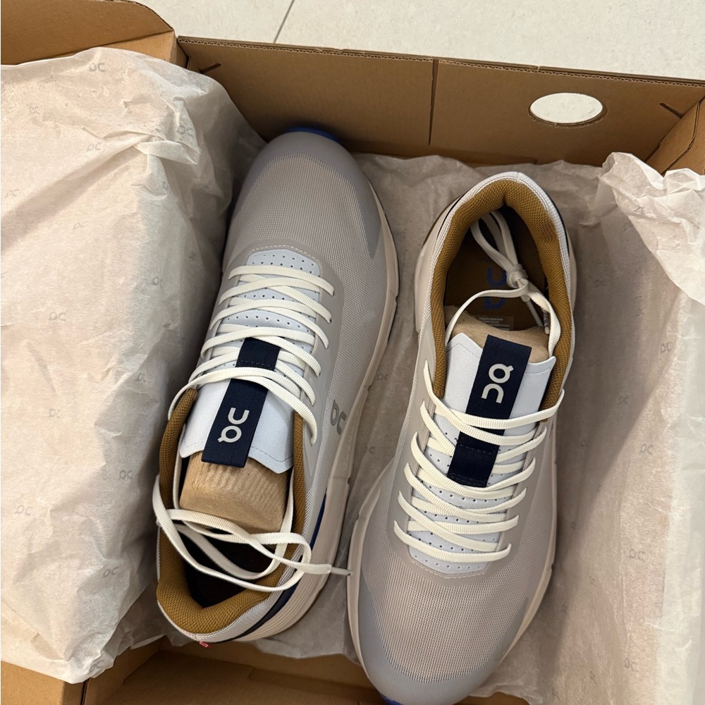 On Running Men's Cream and Brown Sneakers